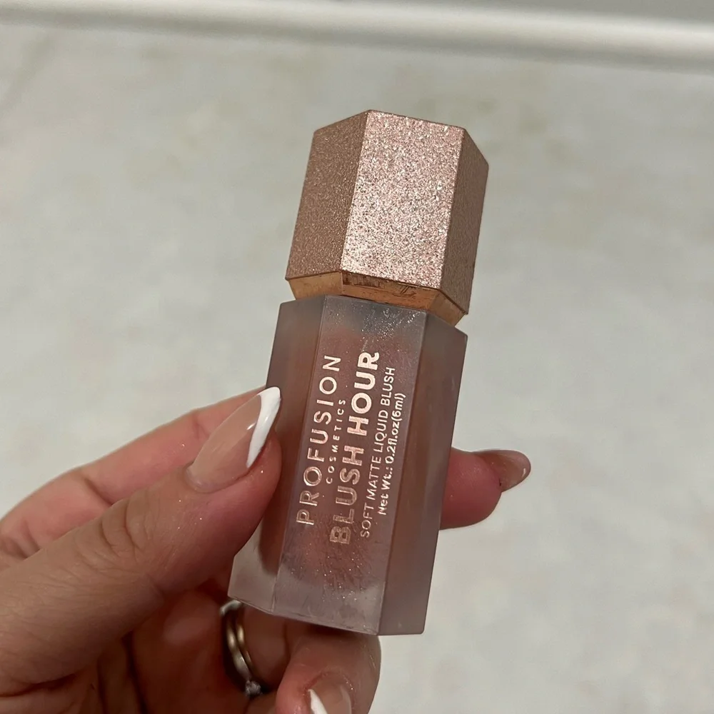 Profusion Cosmetics Blush Hour Soft Matte Liquid Blush Bellini